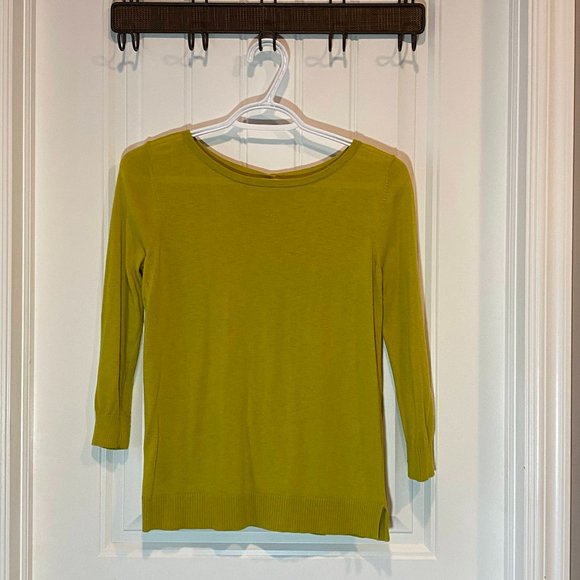 Chartreuse Back Button Down Blouse - Picture 4 of 4